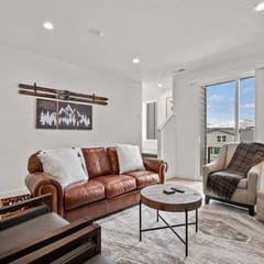 3BR Mountain View Condo | Community Pool & Hot Tub | Close to Snowbasin| Sleeps 8