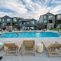 3BR Mountain View Condo | Community Pool & Hot Tub | Close to Snowbasin| Sleeps 8