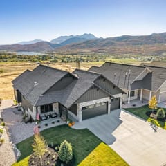 Mountain View Escape Hot Tub Sauna & Pet-Friendly