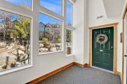 Courtyard Hot Tub Condo Near Ski Resorts & Golf - Image 5