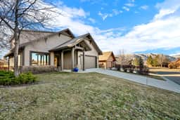 Eden Mountain View Retreat: Pool, Hot Tub, Fireplace - Image 3