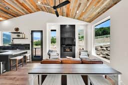 Mountain Retreat Cabin w/ Hot Tub & Stunning Views - Image 2