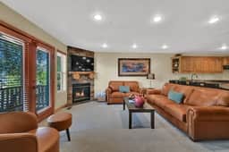 Eden Condo: Mountain Views, Pool & Jacuzzi, Close Ski Access - Image 5