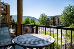 Eden Condo w/ Pool, Hot Tub & Mountain Views - Image 3