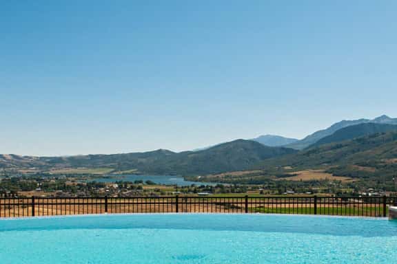 Luxury Townhome with Stunning Ogden Valley Views - Image 1
