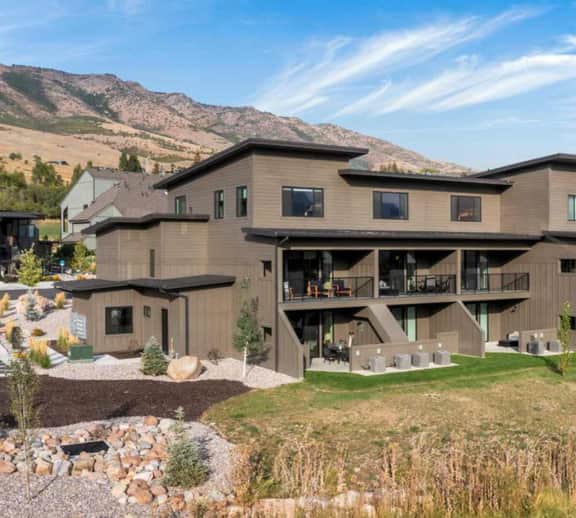 Mountain View Condo on Wolf Creek Golf Course - Image 4