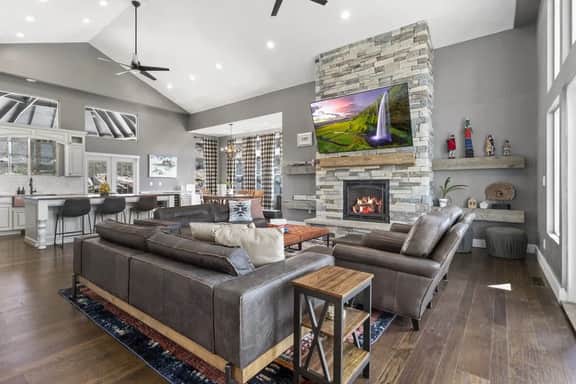 Eden Escape - 5BR Mountain Home with Private Hot Tub & Golf Course Views - Image 5