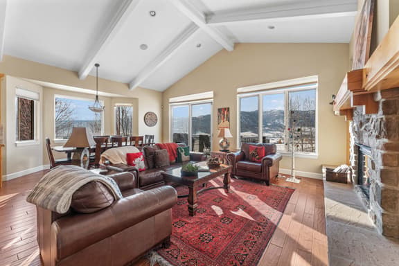 Mtn House Movie Room HOA Pool,Hot Tub, great Views - Image 1